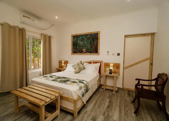 O Kanel Solace Apartament Anse Royale
